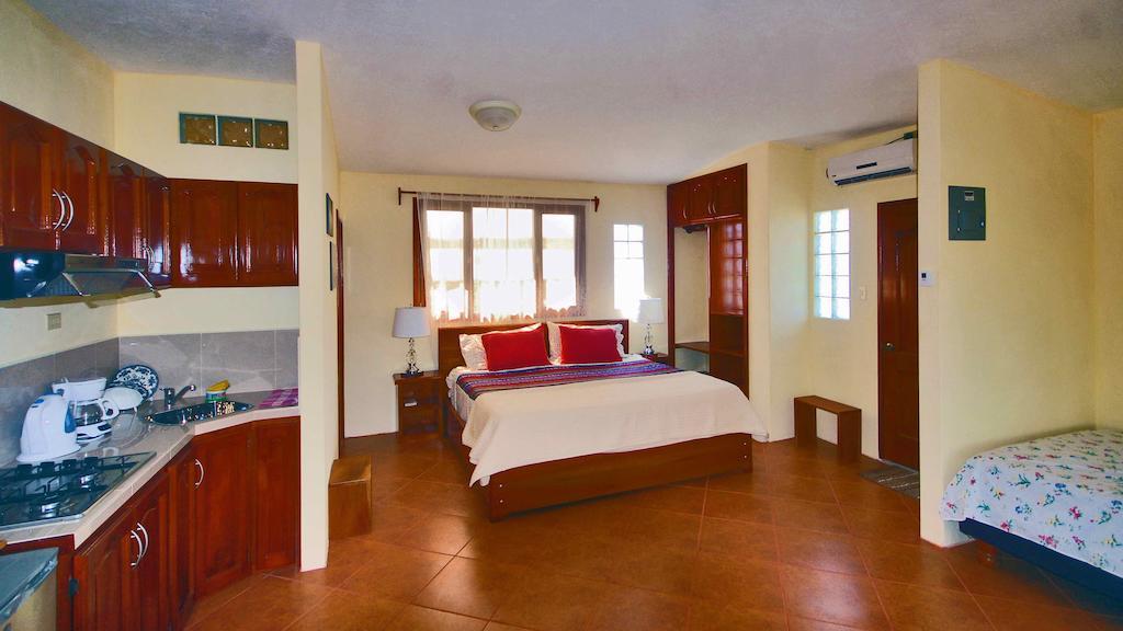 The Galeodan Suites Пуерто Бакерисо Морено Екстериор снимка
